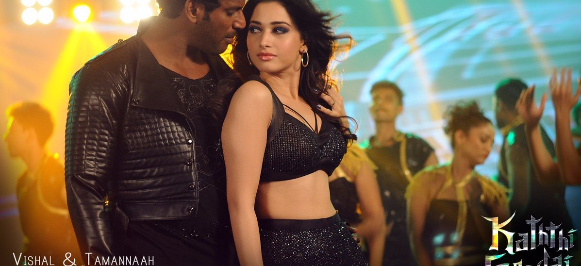 Kaththi Sandai Movie Reviews and Ratings,Tamannah hot boobs,brest in Kathi Sandai in Black Bikini